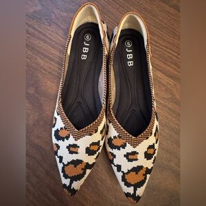 JBB Shoes Flats Brown Black Cream Pointed Woven Italian Leopard Print Size 6